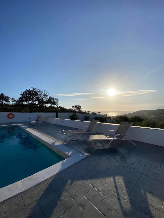 Villa George Sea View With Pool - Triopetra Eksteriør bilde